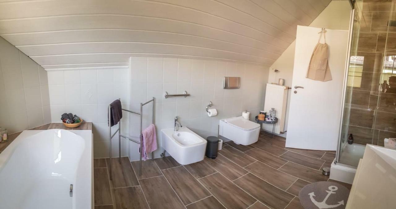 Ferienwohnung Im Tuermchen Oberfell Exteriér fotografie